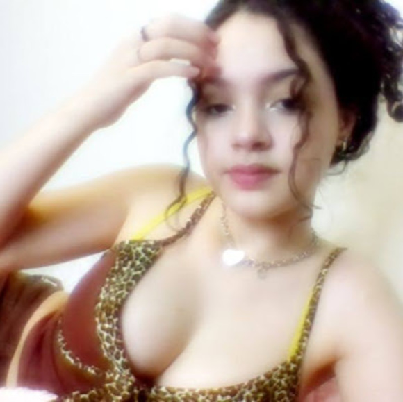 Meet your Posher, Ivianii - Picture 1 of 1